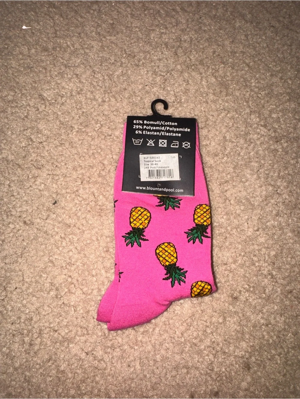 Blount & Pool Pink Pineapple Crew Socks